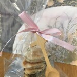 Welsh cakes with powdered sugar